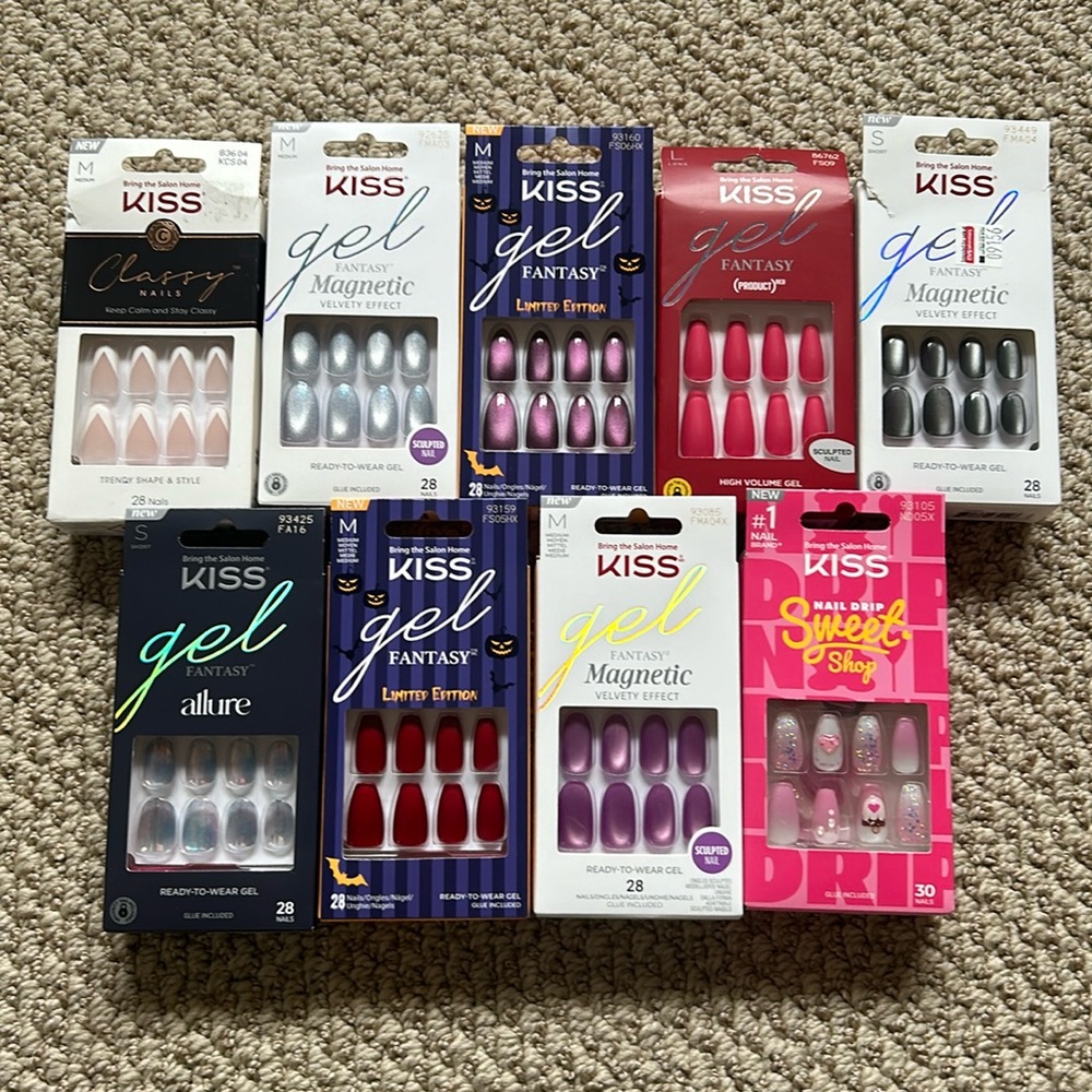 New! Kiss Press-On Nails!